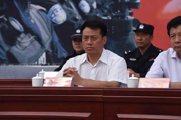 郑州市举行党的十九大安保誓师大会 马懿讲话